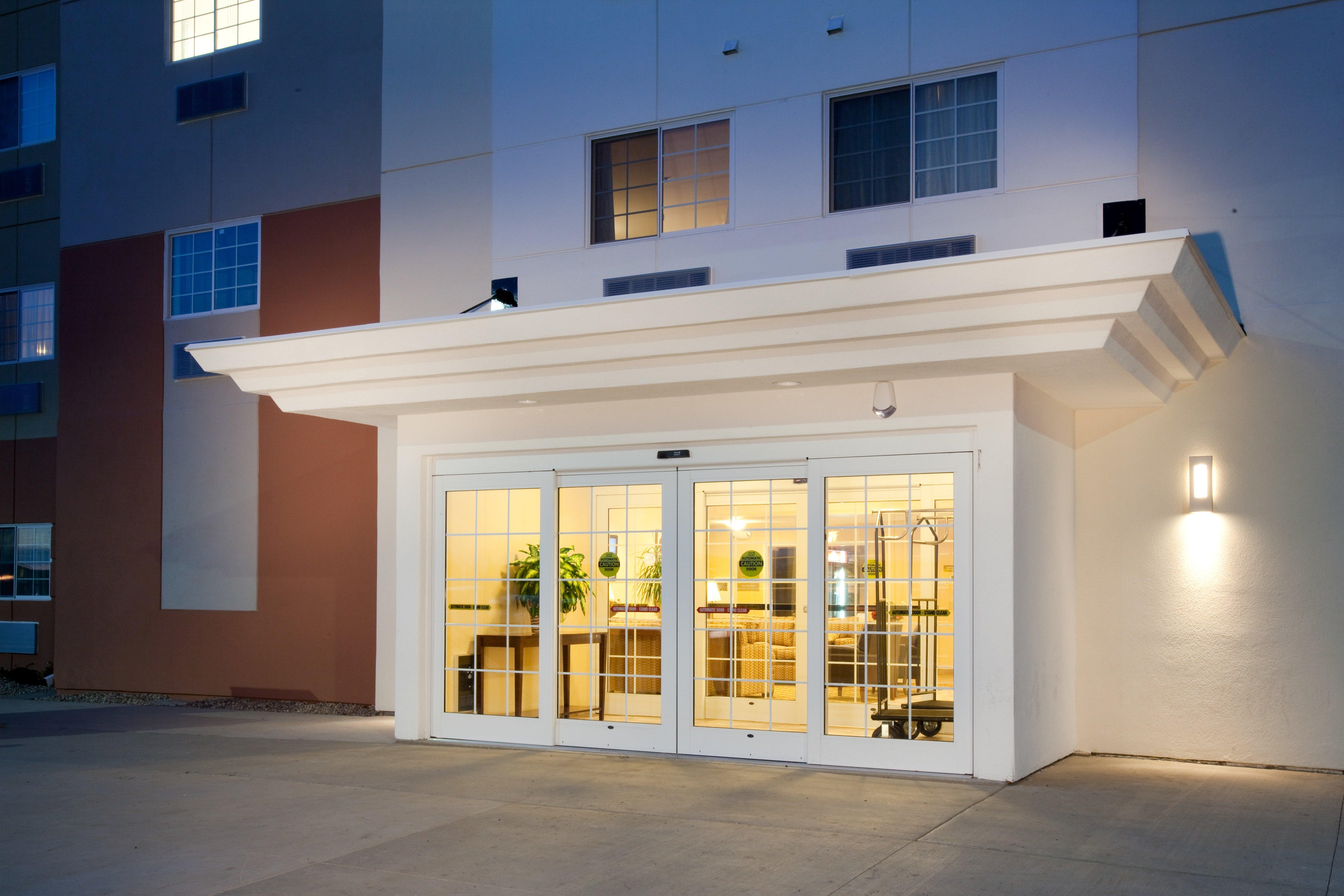 Candlewood Suites Minot By Ihg Exterior foto